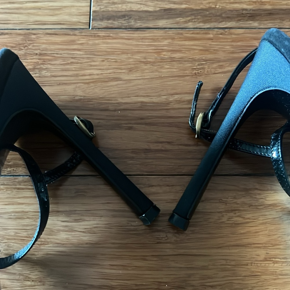 Yves Saint Laurent S/S 2008 Hero 105 Sandals - Picture 7 of 7